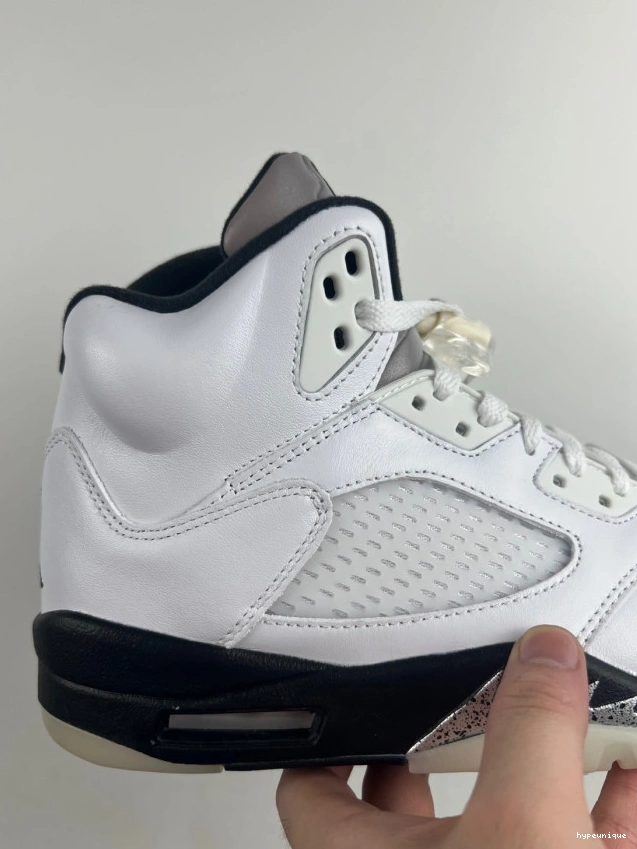 HYPE RETRO 5 BLACK' 'WHITE DD0587-110 AIR JORDAN 0823